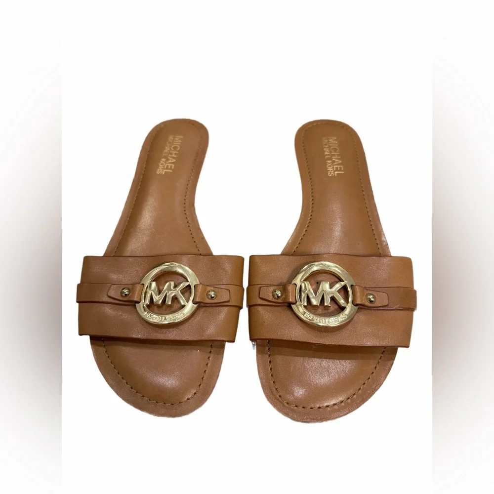 Michael Kors Tan Sandals with Gold Logo - Picture 2 of 3